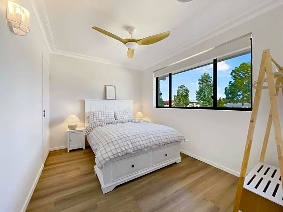 Bribie Beach House with Pool - Walk to Surf & Shops