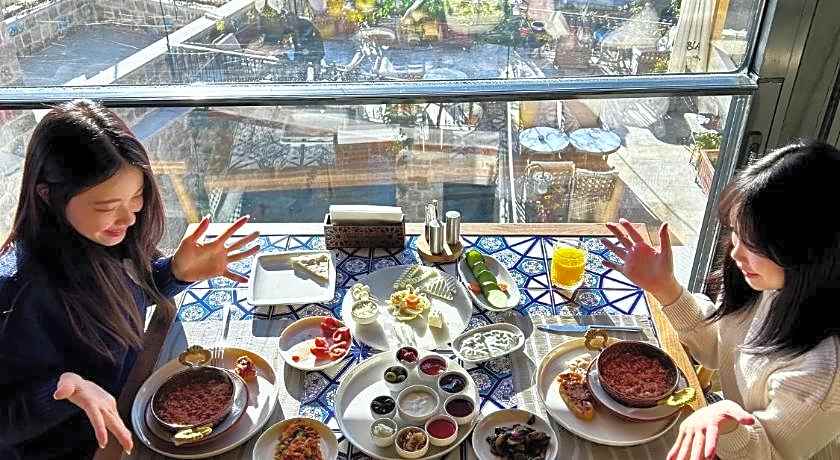 Chelebi Cave House Hotel