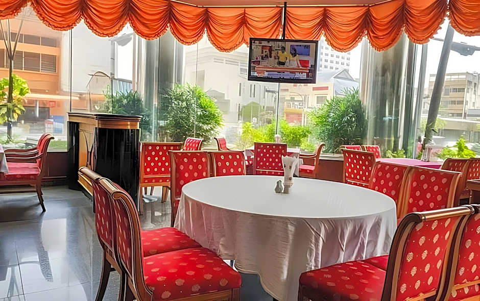 Yannaty Hotel Halal