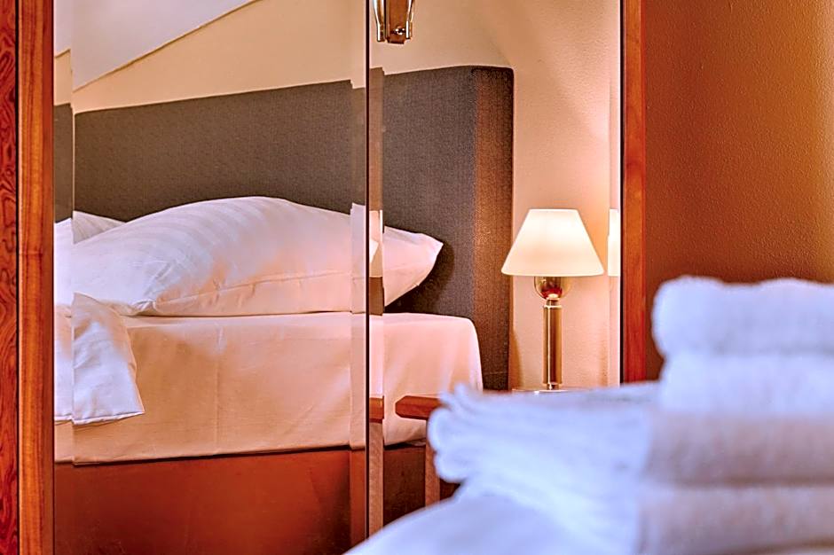 Hotel Concertino Zlatá Husa