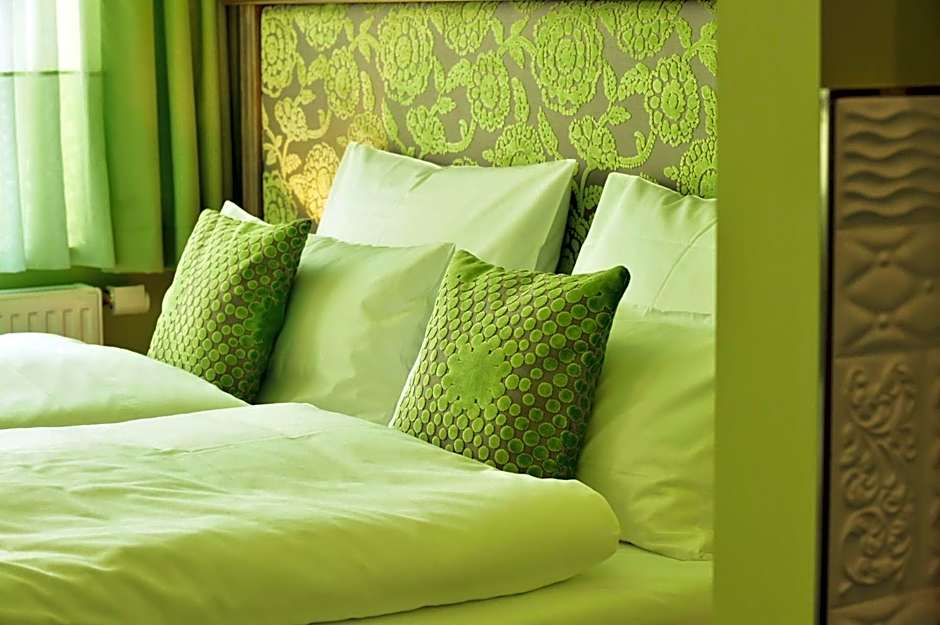 MOMENTS Boutique Hotel