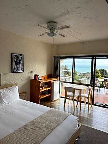Queen Room with Sea View