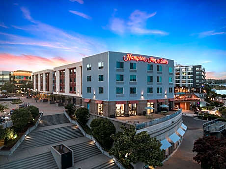 Hampton Inn & Suites Bremerton