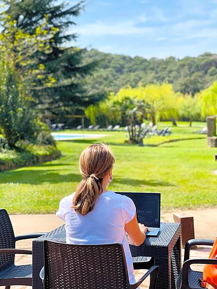 Mas Salvi Country Boutique Hotel