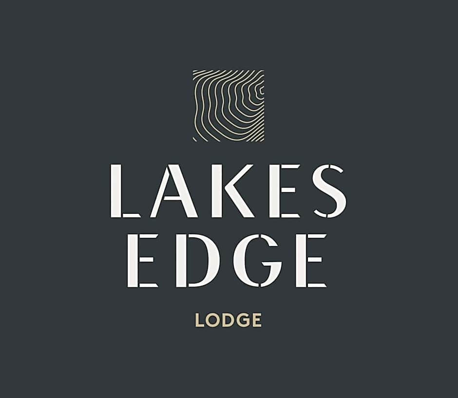 Lakes Edge Lodge