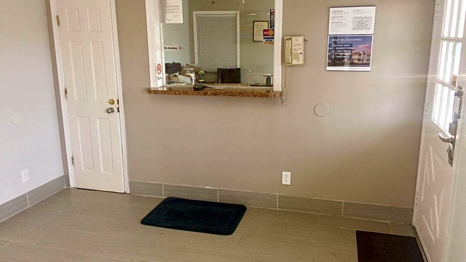 Motel 6 Newport News, VA – Fort Eustis