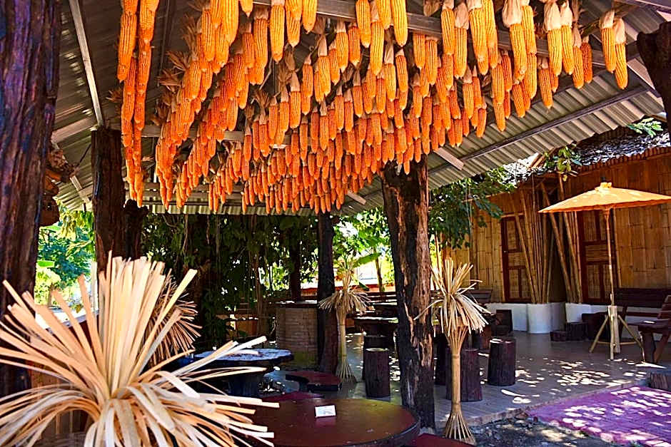 Ban Rai Jai Chaem - Spa Cafe & Homestay