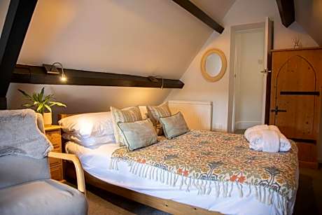 The Tollgate Inn