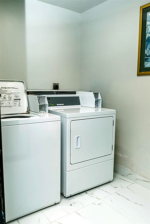 Americas Best Value Inn Donaldsonville