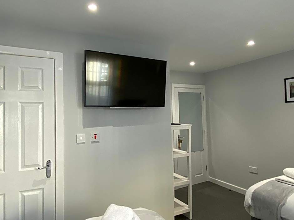 Brownlows Inn Rooms formerly Riley's Rooms