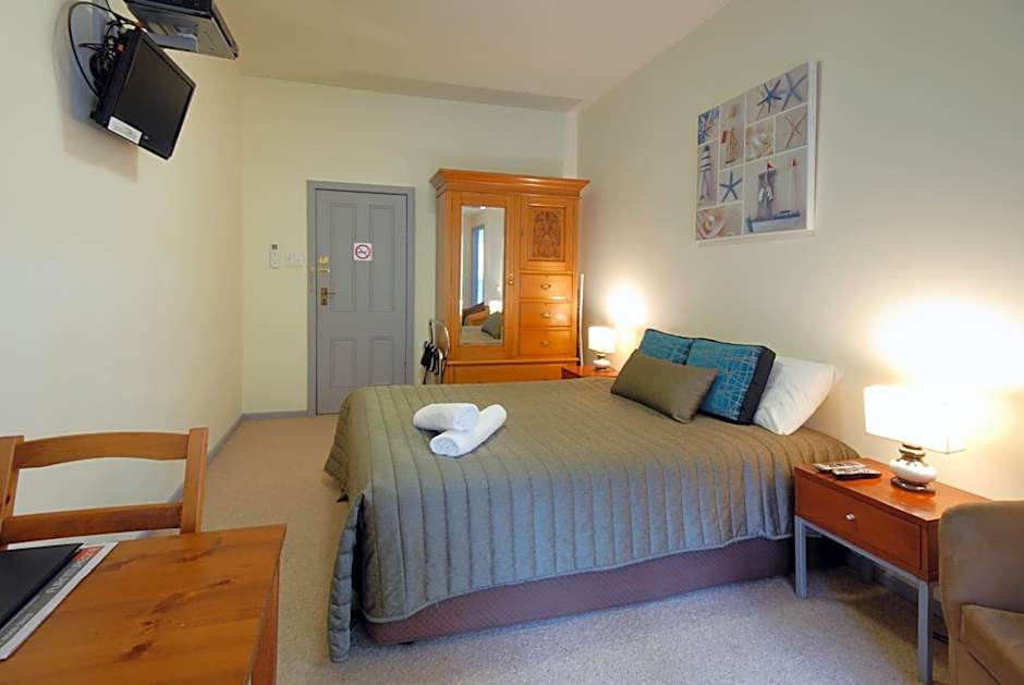 Riverview Boutique Motel