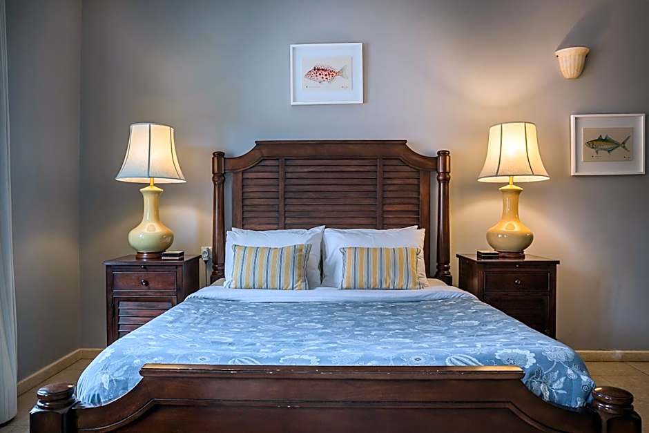 Balhambra Suites - Adults Only