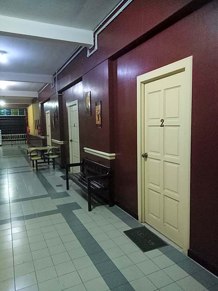 KUALA BESUT JETTY BUDGET HOTEL AIN - In front of Kuala Besut Jetty