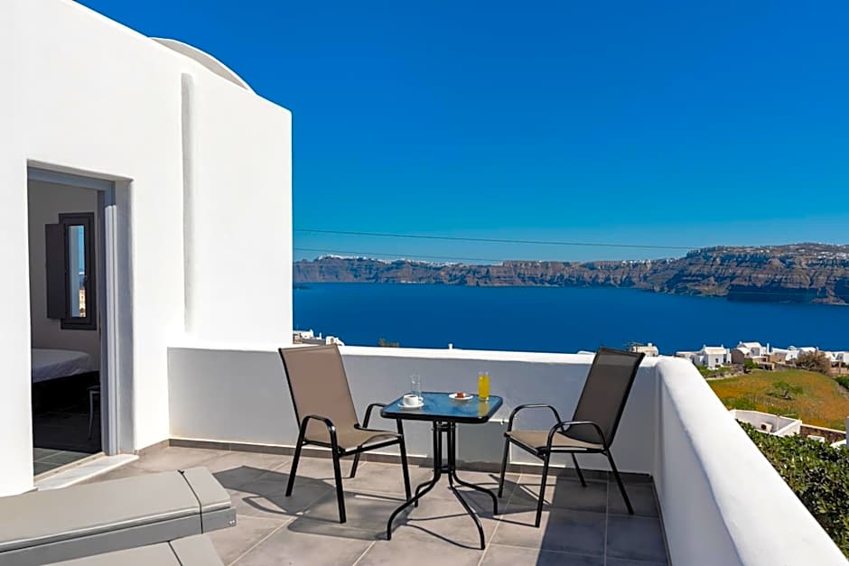 Pancratium Villas & Suites