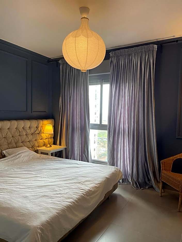 V-Home Dotan apartment