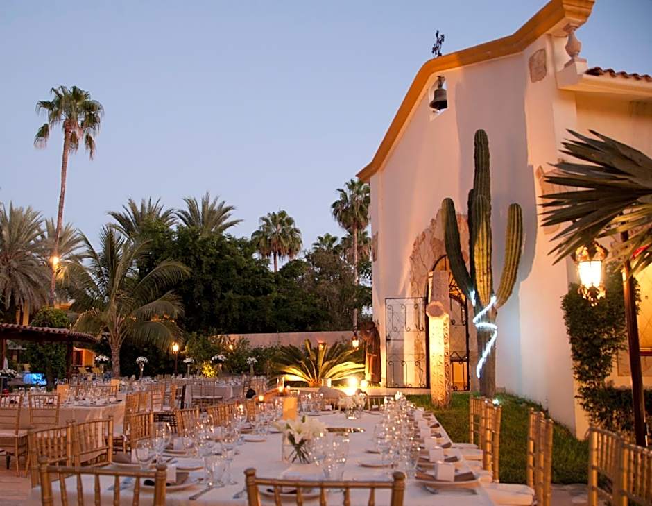 El Encanto Inn & Suites