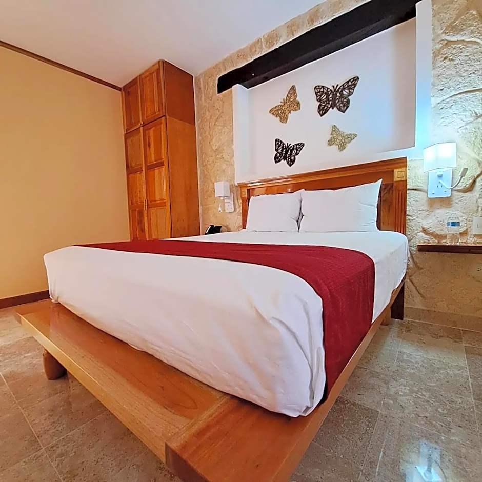 Cancun International Suites