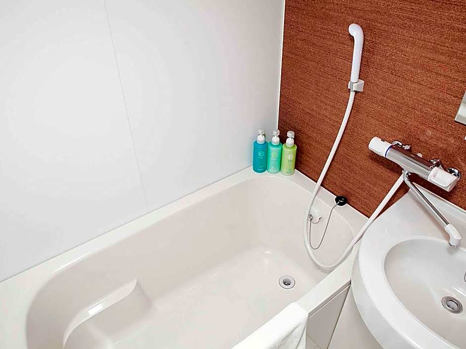 Hotel Route Inn Tokushima Airport -Matsushige Smartinter-