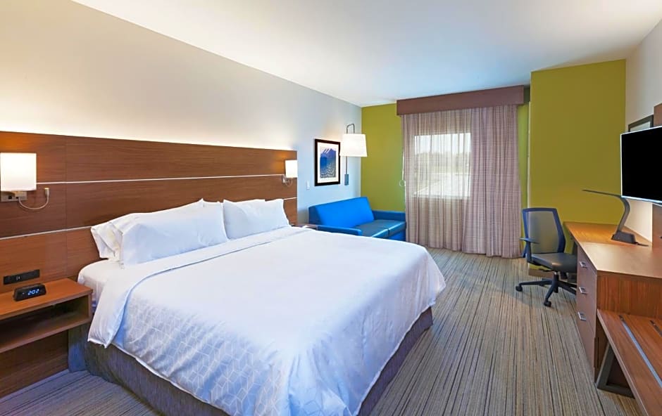 Holiday Inn Express & Suites - Lenexa - Overland Park Area