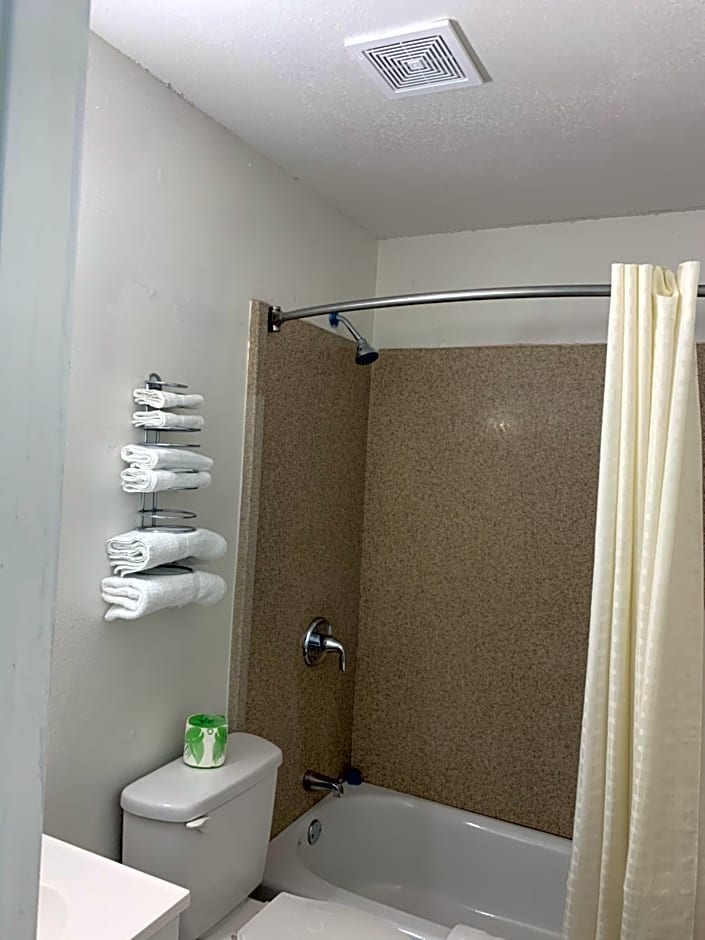 Budget Inn