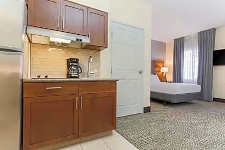 1 Qn Studio Suite Mobil Acc Tub