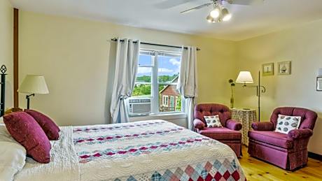 Queen Room with Sea View