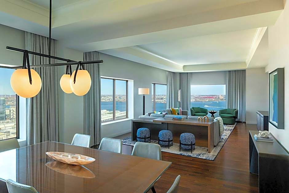 Renaissance Boston Seaport District