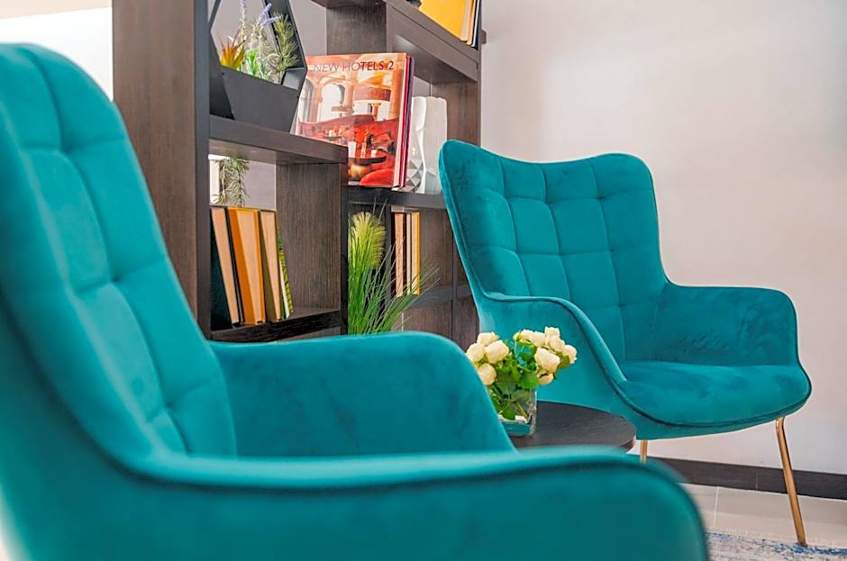 City Park Apart Hotel by CHM