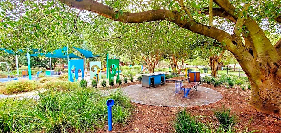 Central Subiaco Oasis 1 Bedroom Unit