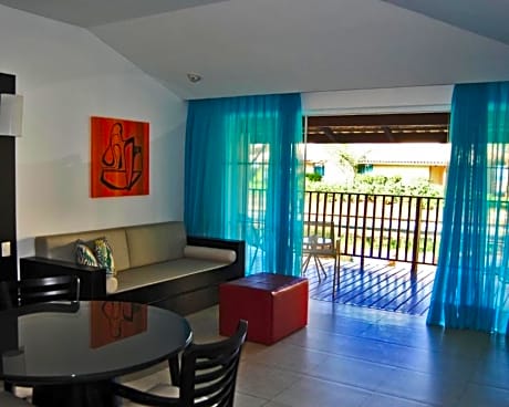 Triple Water Vila Junior