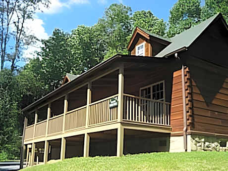 Highland Hills Motel & Cabins