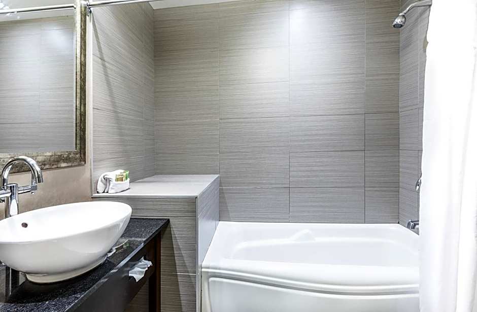 Hotel Ambassadeur et Suites