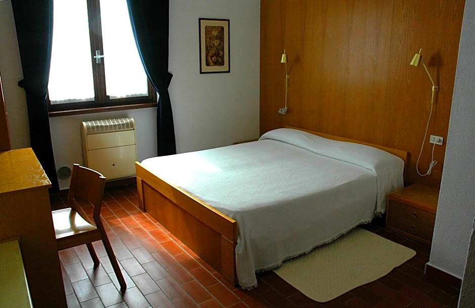 Photo 1 of 12 of Double Room