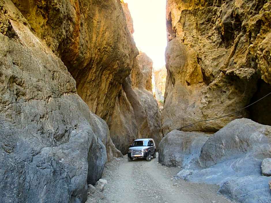 Rafkos Mansion with Private Pool and Amazing View