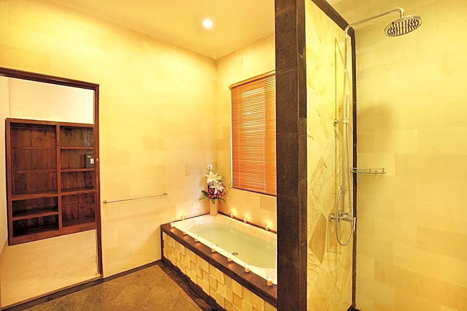 De Liza Villa Seminyak Beachside