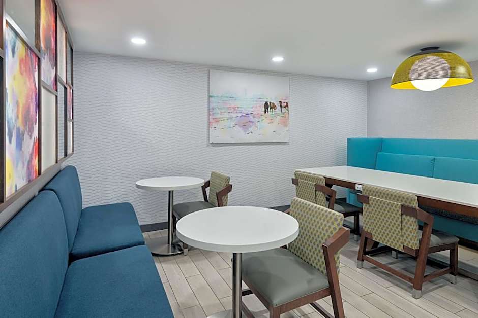 Hampton Inn By Hilton Salisbury