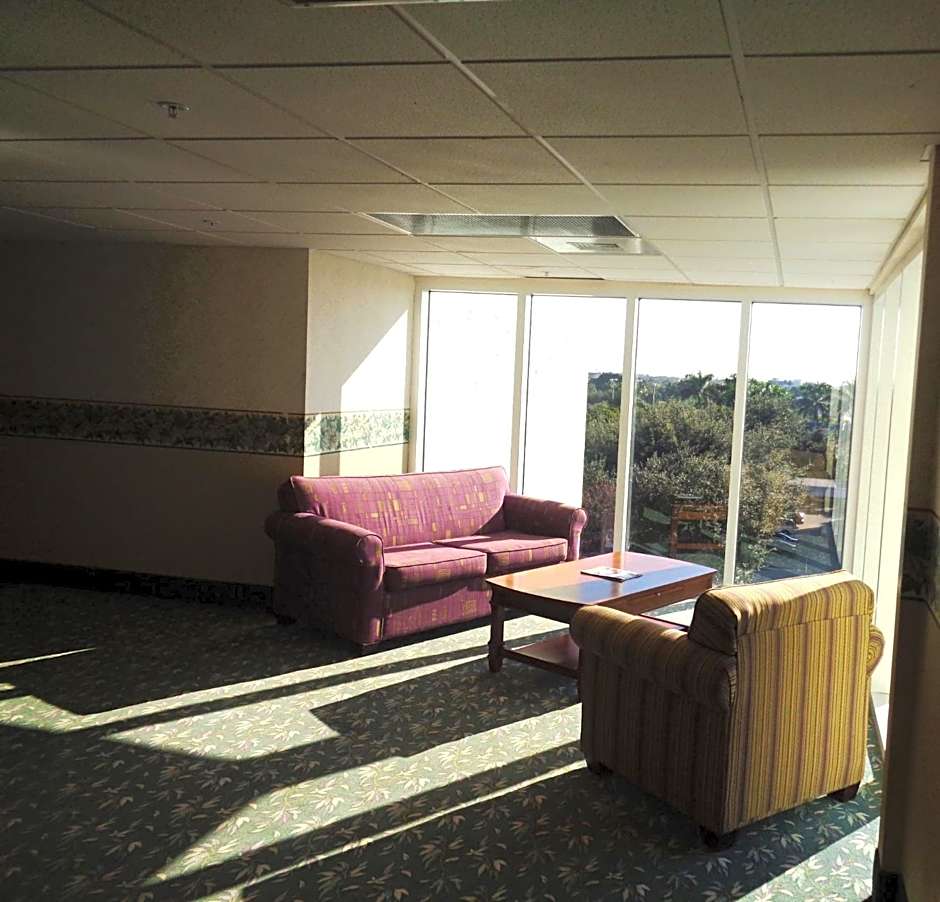 Allure Suites of Fort Myers