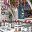 Regina Urban Beach Hotel