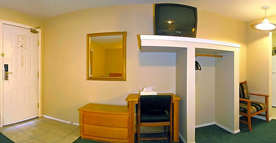 Travelodge by Wyndham Merritt