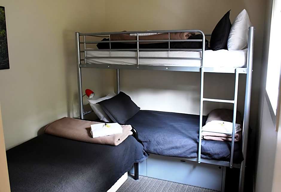 Tahune AirWalk Cabin and Lodge