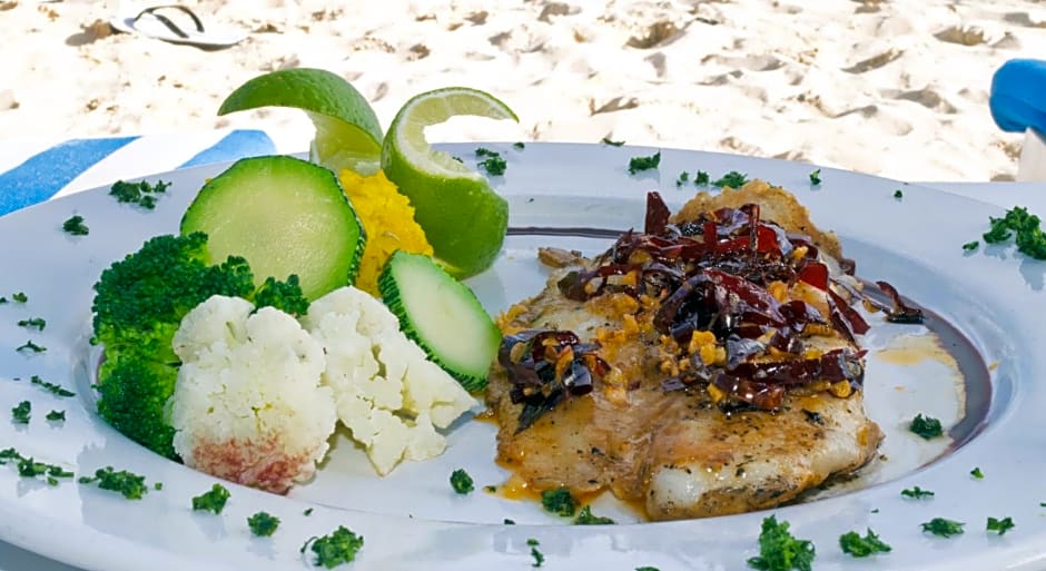 Playa Maya by MIJ - Beachfront Hotel