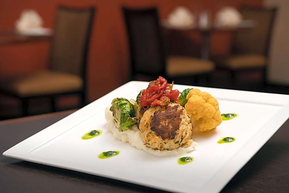 DoubleTree By Hilton Hotel Dulles Airport-Sterling