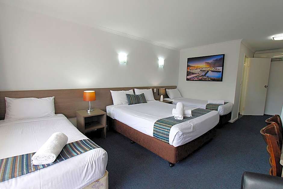 Sugar Country Motor Inn