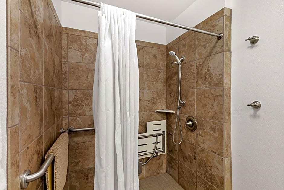 Days Inn by Wyndham Great Falls
