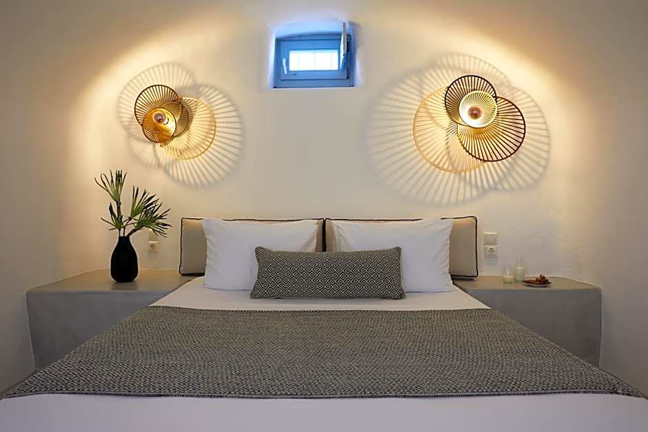 Arxegono Cave Houses Santorini