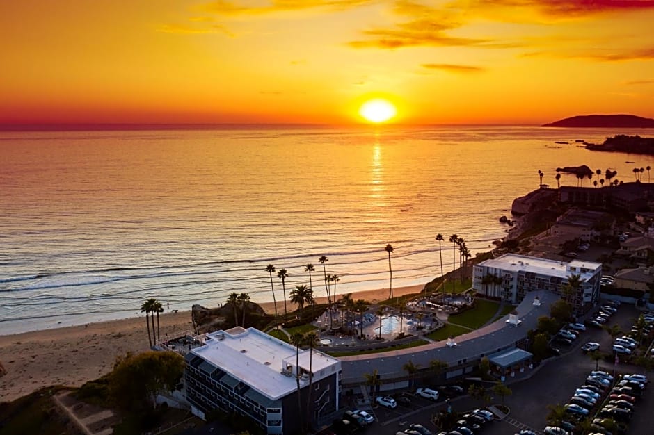 The Seacrest Oceanfront Hotel