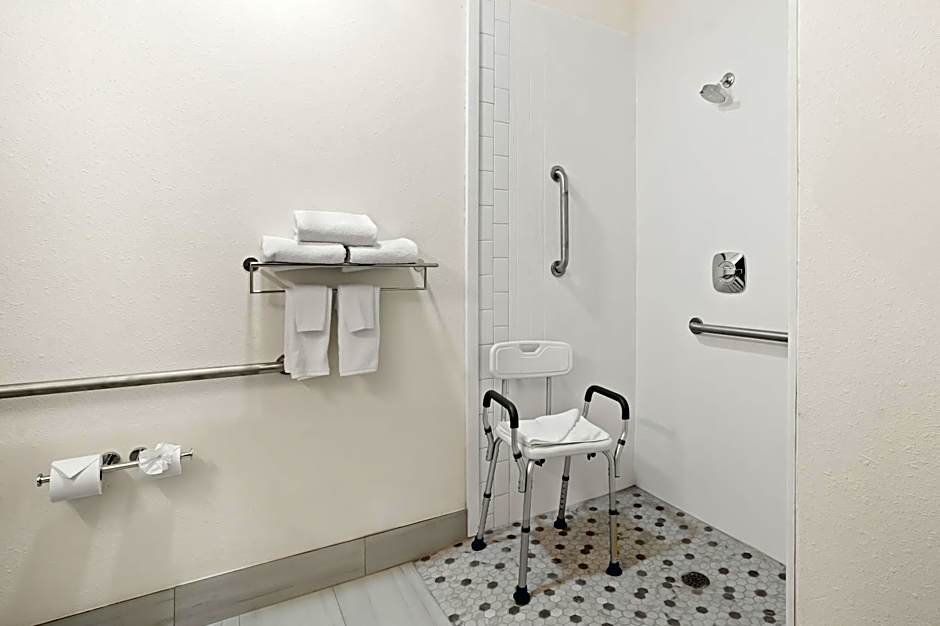 Spark by Hilton Moline Quad Cities