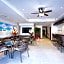 Kariyushi COndominium Resort Naha Living Inn Asahibashiekimae Annex and Premier