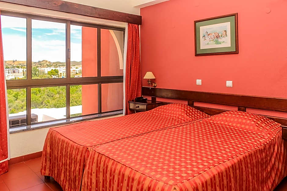 Hotel Colina Dos Mouros