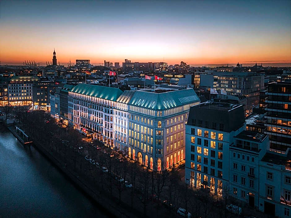 Fairmont Hotel Vier Jahreszeiten